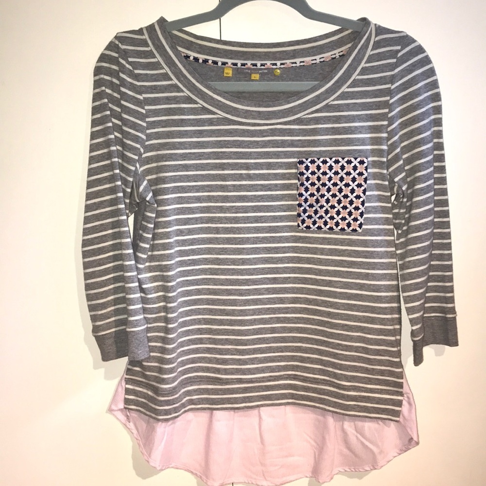 Little Yellow Button 3/4 Sleeve top